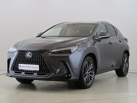 Lexus NX 450