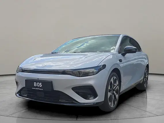 Leapmotor B05
