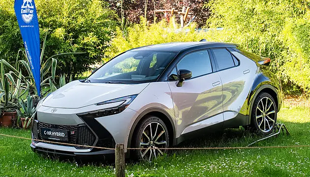 Toyota | Systém e-Call | Emil Frey