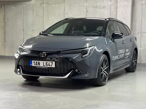 Toyota Corolla GR SPORT  1.8 Hybrid e-CVT GR Sport Touring Sport