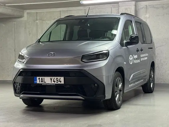 Toyota Proace City Verso VIP 7 míst 1,5 AT Long 