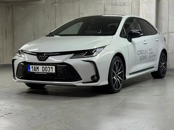 Toyota Corolla GR SPORT  1.8 Hybrid e-CVT GR Sport Sedan
