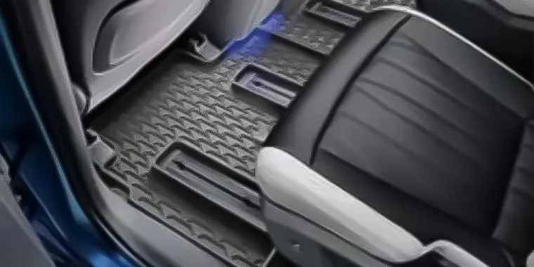 Velurové koberce ECONYL® (7 míst)