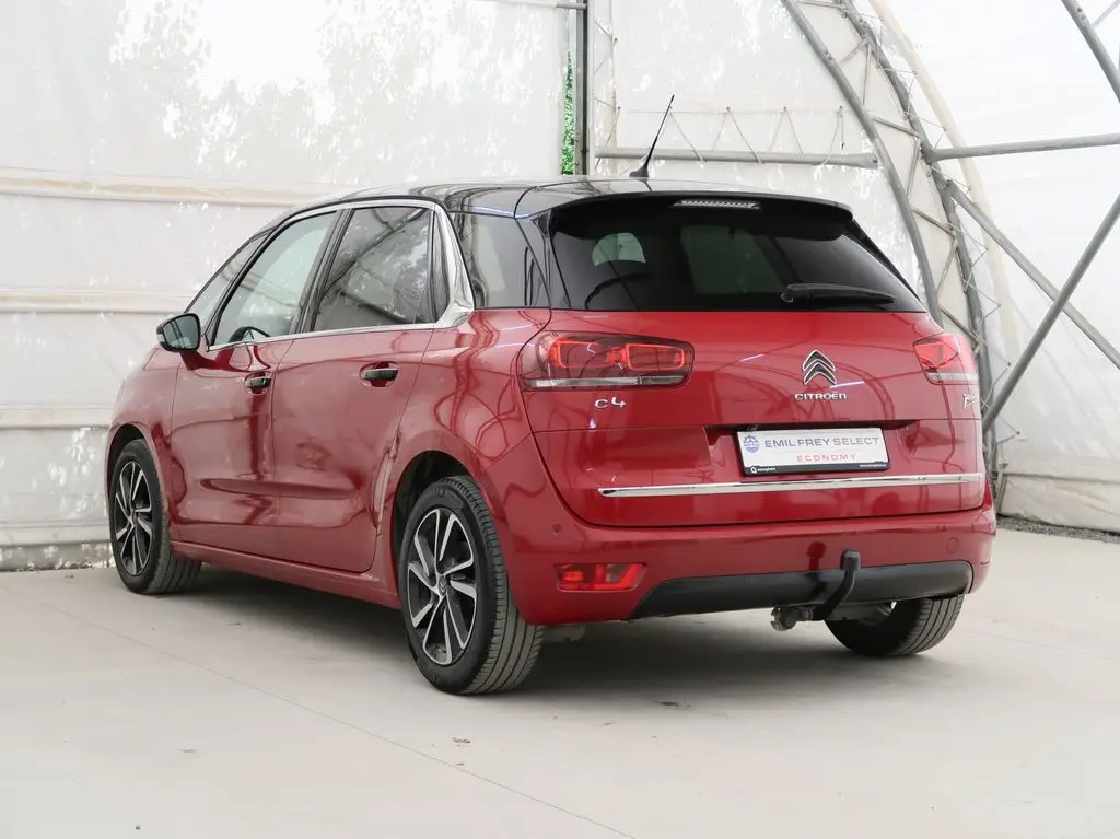 5a5d8ae7-12a1-4091-9313-7c94bfb9f78e_07