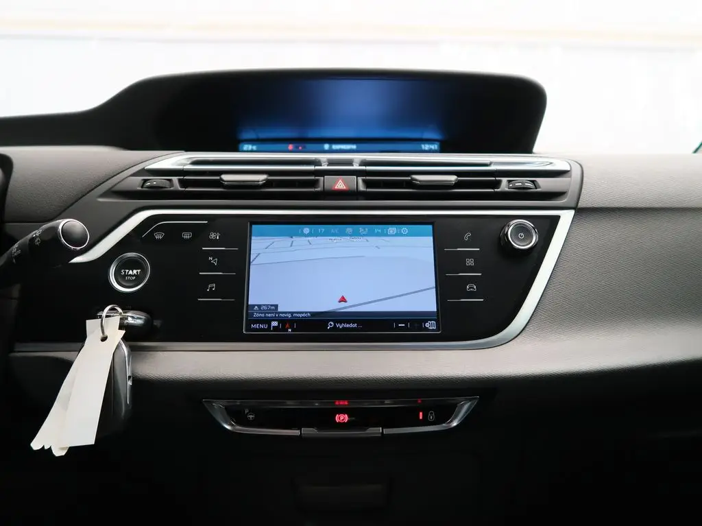 5a5d8ae7-12a1-4091-9313-7c94bfb9f78e_24