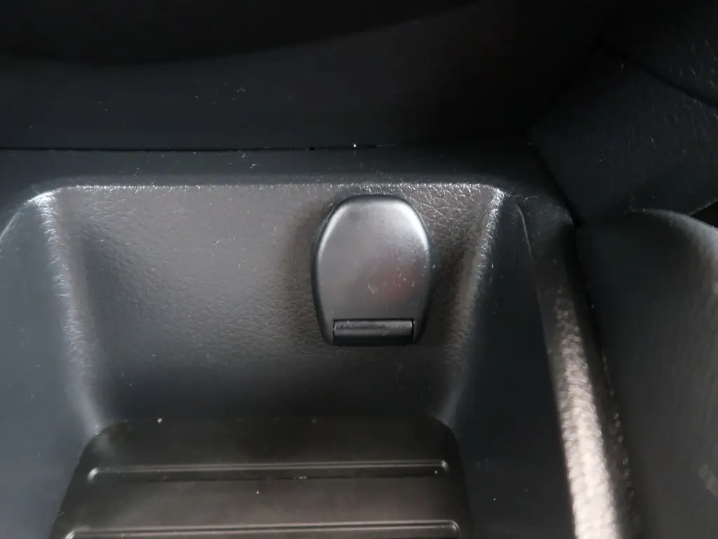 69c87863-fb8b-460b-8edf-990618ba390f_30