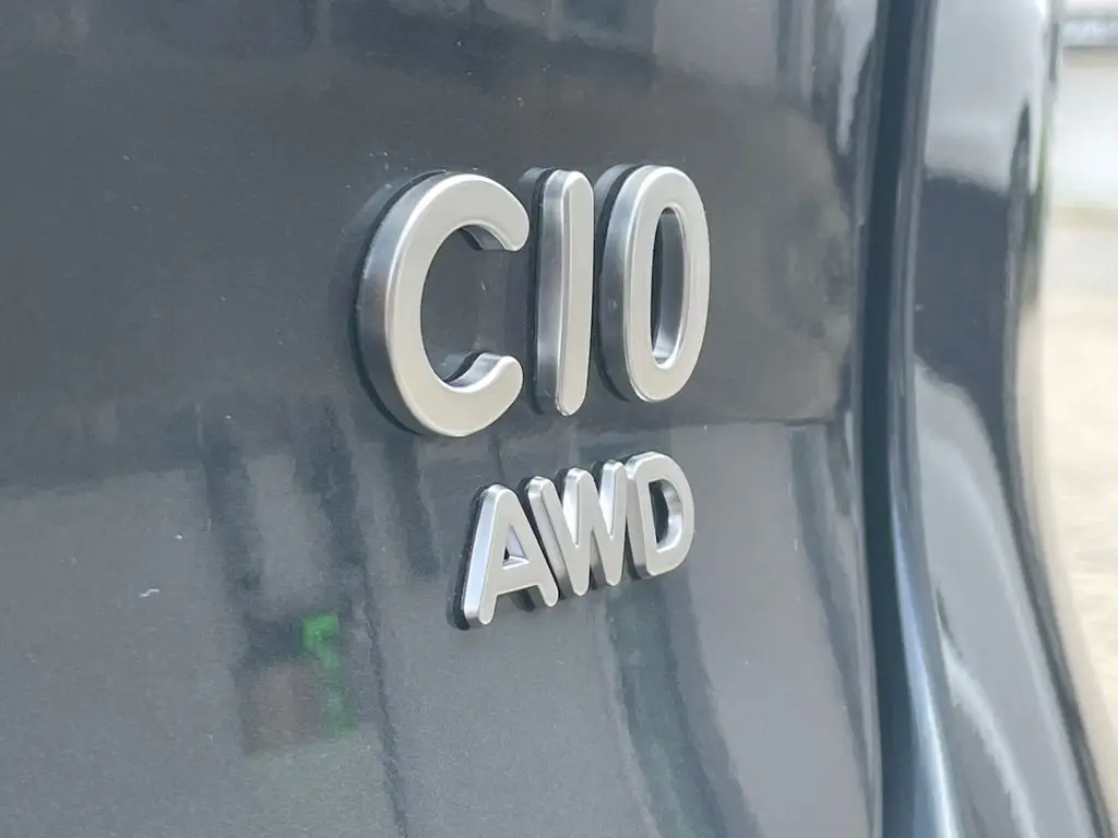 b03b9b09-8ddc-4c10-9502-f0227e0e0d0d_31