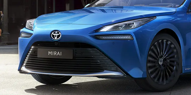 Toyota Mirai: revoluční vodíkový pohon