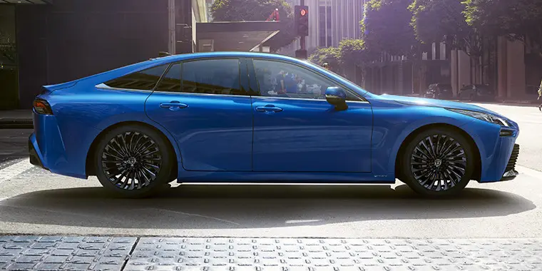 Toyota Mirai: revoluční vodíkový pohon