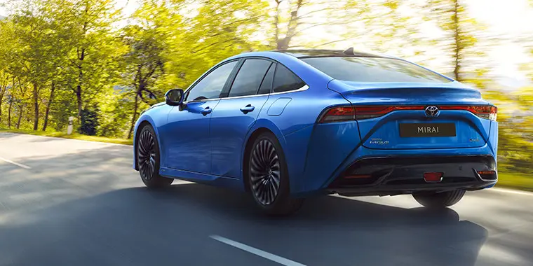 Toyota Mirai: revoluční vodíkový pohon