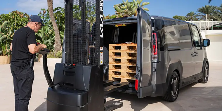 Kia PV5 Cargo 3D 2026